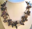 Collier Indien aux carr&eacute;s de bois