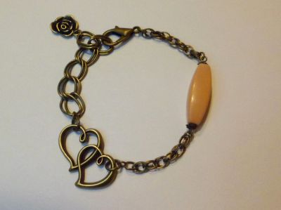 Bracelet double coeur et pierre beige