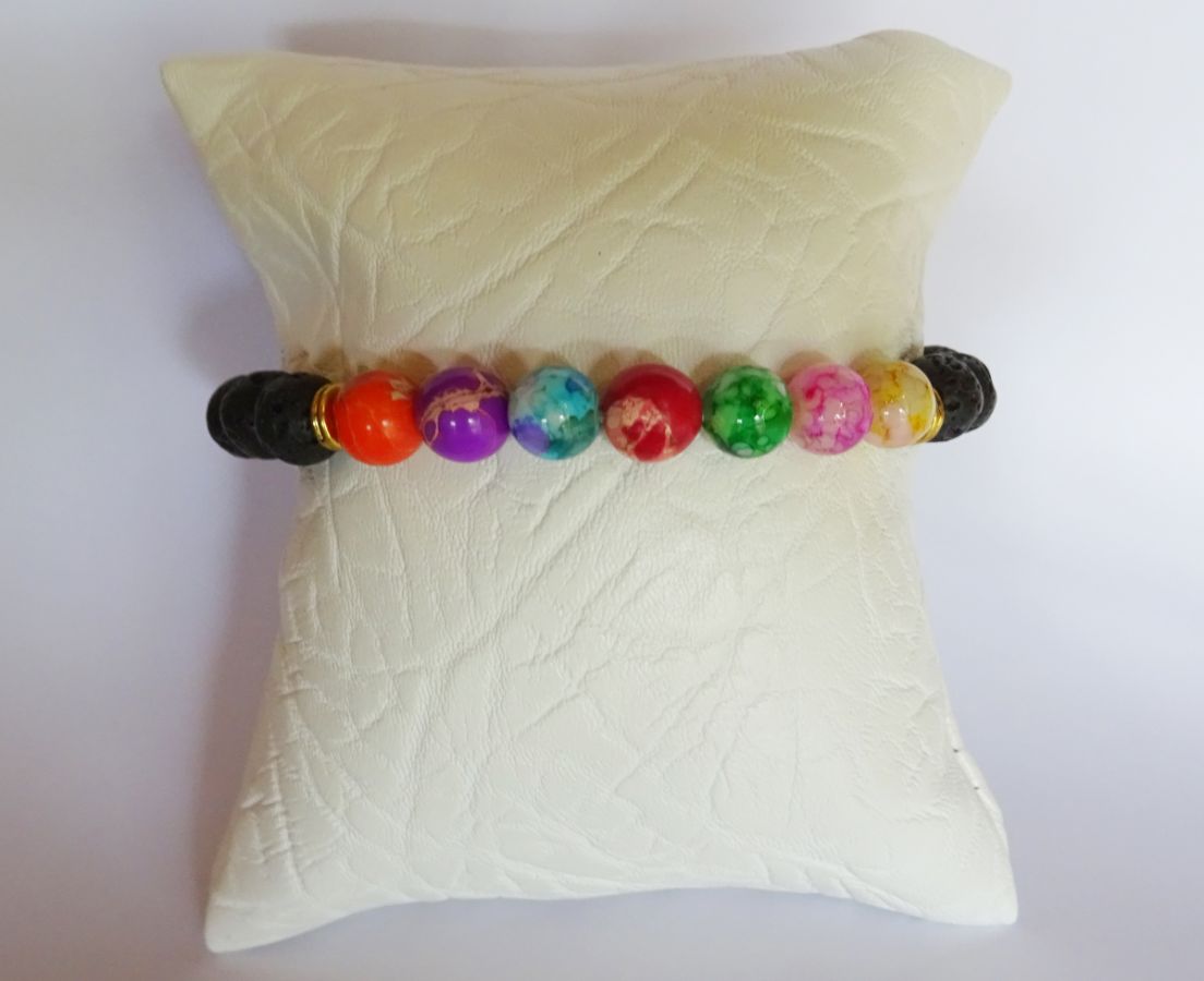 Bracelet perles de lave noires et 7 couleurs