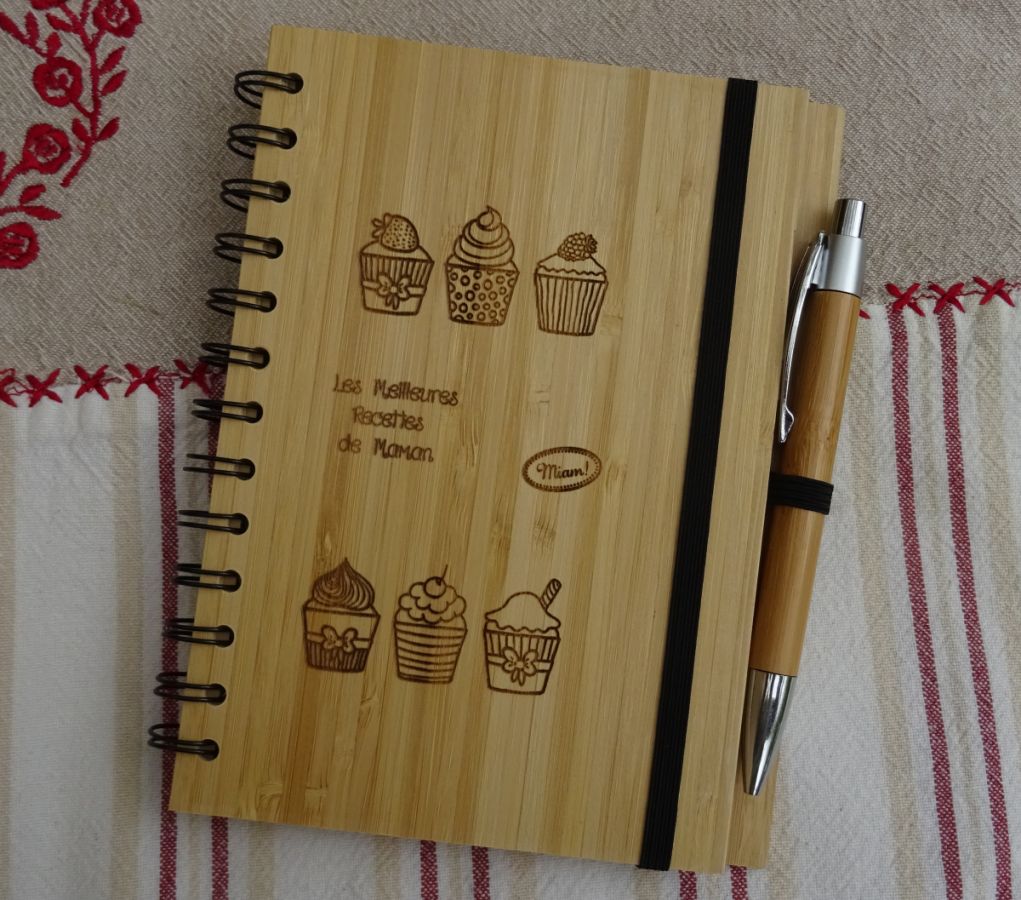 Carnet en bois Recettes de cuisine &agrave; personnaliser