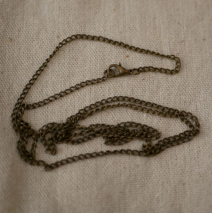 Chaîne bronze montée en collier sautoir 80 cm 