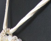 Collier multi-cordons blanc/écru Cristalia