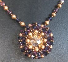 Collier pendentif Latitude Prune & or
