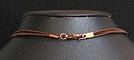 Collier trio de perles roses et cordons cuir