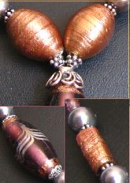 Collier Verre souffl&eacute; violet/bronze dor&eacute;