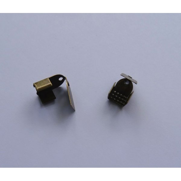 Embouts à rabat bronze 6 mm x 2