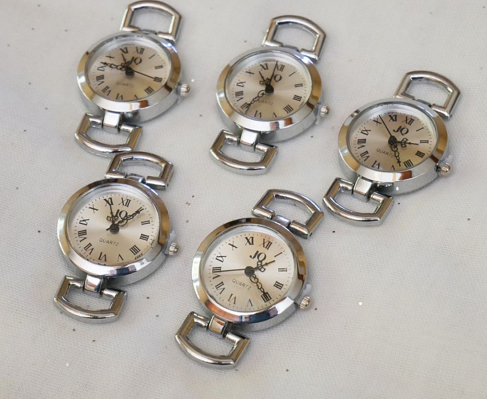 Lot De 5 Cadrans Vintage Pour Mouvement De Montre Valjoux 7765 - État D'usage