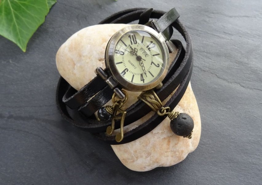 Montre bracelet 5 tours cuir perle lave &agrave; parfumer