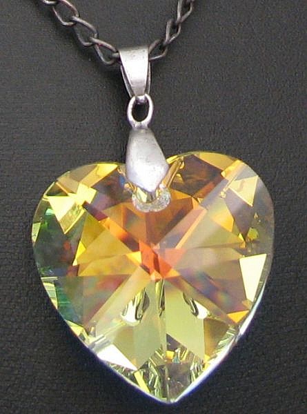 Pendentif  coeur Swarovski  chaine argent vieilli