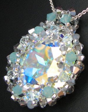 Pendentif m&eacute;daillon Opale-argent en kit