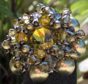 Perles nacr&eacute;es Light Green 5810 6mm x10